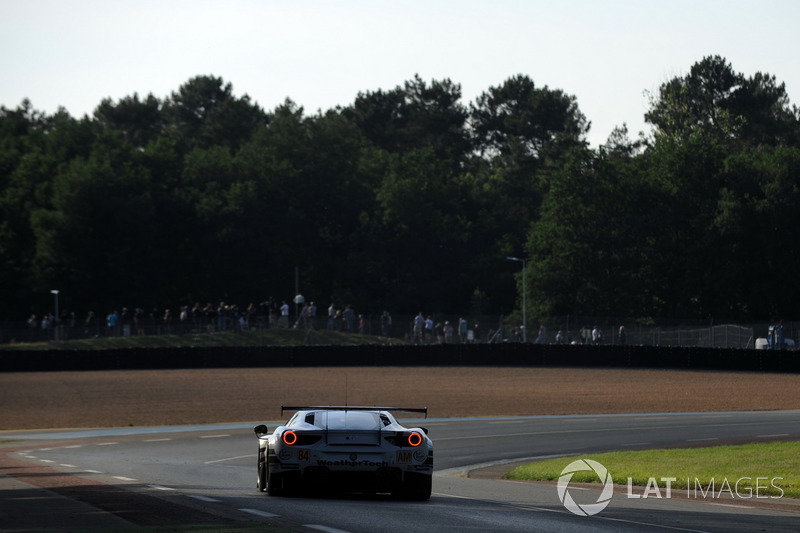 #84 JMW Motorsport Ferrari 488 GTE: Liam Griffin, Cooper MacNeil, Jeff Segal