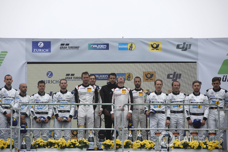 Podium: Ganadores #912 Manthey Racing Porsche 911 GT3 R: Richard Lietz, Patrick Pilet, Frédéric Makowiecki, Nick Tandy, segundos #4 Mercedes-AMG Team Black Falcon Mercedes-AMG GT3: Maro Engel, Adam Christodoulou, Manuel Metzger, Dirk Müller, terceros #5 Mercedes-AMG Team Black Falcon Mercedes-AMG GT3: Yelmer Buurman, Thomas Jäger, Jan Seyffarth, Luca Stolz