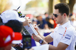 Stoffel Vandoorne, McLaren met de fans