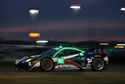 Питер Манн, Рафаэле Джанмария, Маттео Крессони и Марко Чьочи, #51 Spirit of Race Ferrari 458