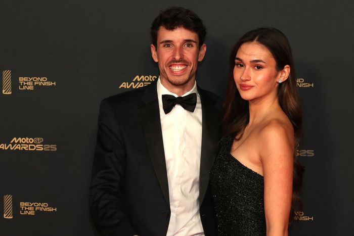 Alex Márquez, BK8 Gresini Racing Ducati y su novia Gabriela Guzmán