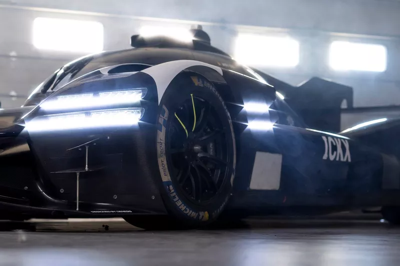 Jacky Ickx, Genesis Magma Racing Genesis