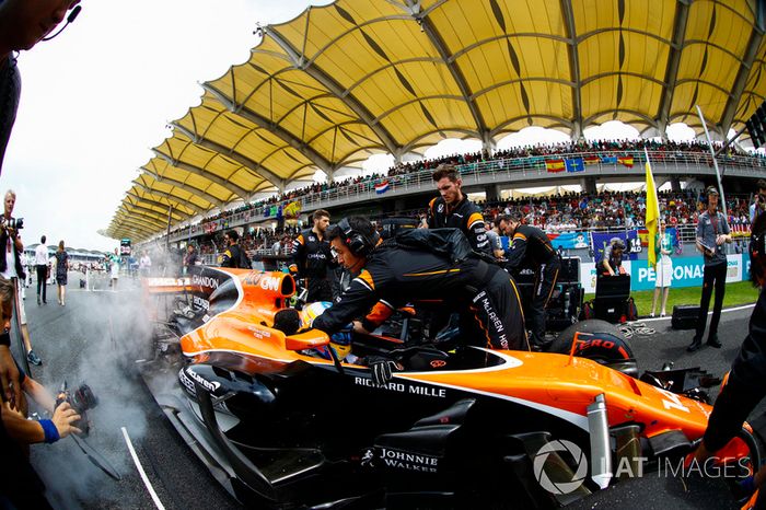 Fernando Alonso, McLaren MCL32