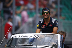 Carlos Sainz Jr., Scuderia Toro Rosso durant la parade des pilotes