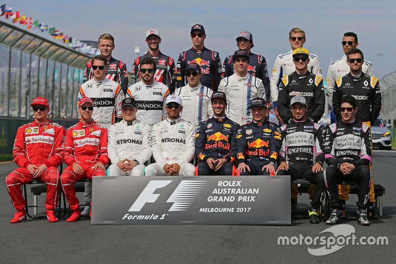 Photo de groupe des pilotes