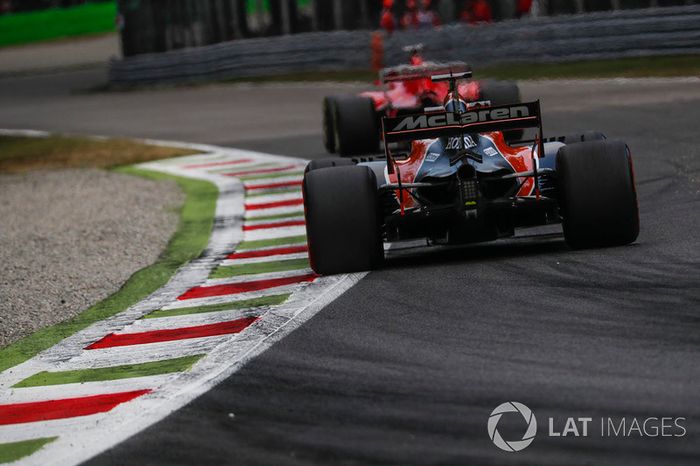 Fernando Alonso, McLaren MCL32