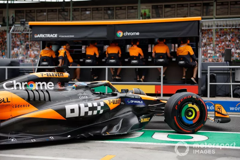 Oscar Piastri, McLaren MCL38