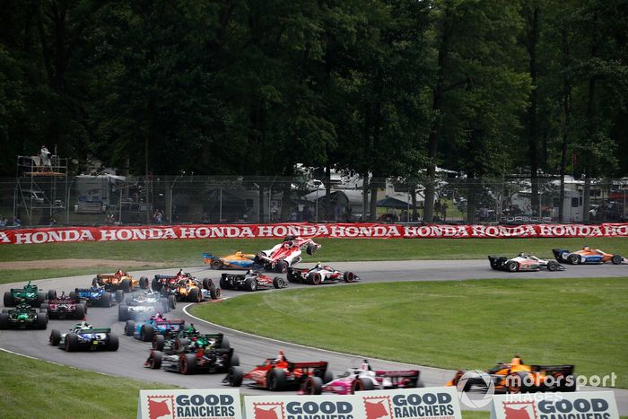 Felix Rosenqvist, Arrow McLaren Chevrolet, Marcus Ericsson, Chip Ganassi Racing Honda, accidente, salida