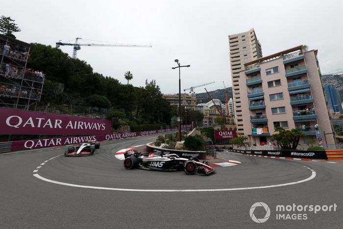 Kevin Magnussen, Haas VF-23, Nico Hulkenberg, Haas VF-23