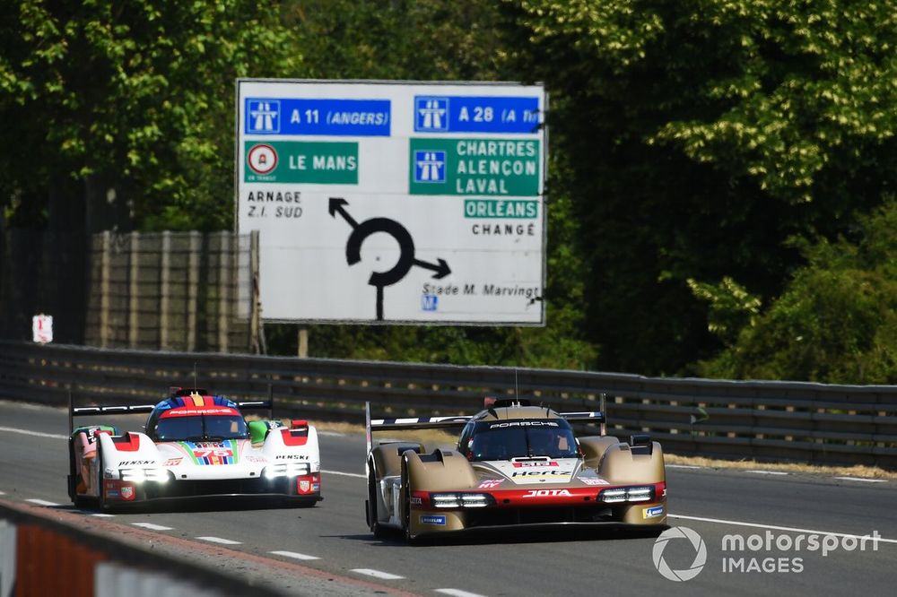 Les Porsche sont pour le moment dans le coup avec Ferrari et Toyota.