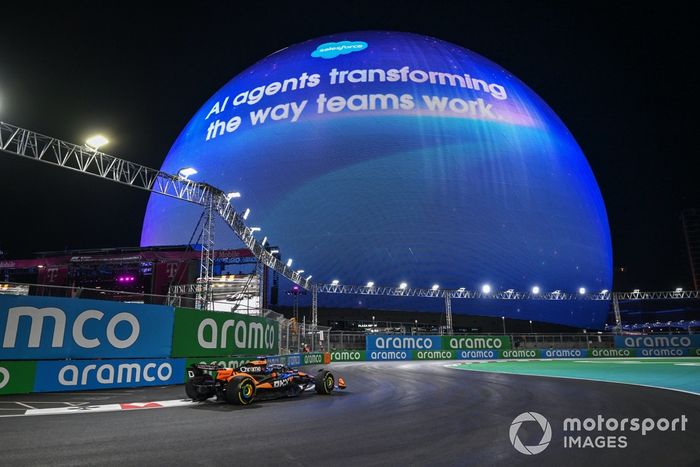 Oscar Piastri, McLaren MCL38