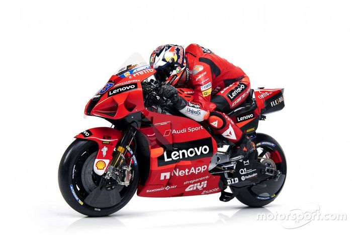 ミニチャンプス 1/12 ドゥカティ MotoGP 2005 ロリス・カピロッシ ミニチャンプス 1/12 ドゥカティ MotoGP 2005 ロリス・カピロッシ