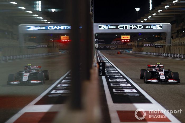 Kevin Magnussen, Haas VF-20