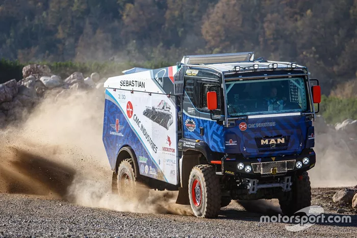 Il Team Orobica Raid guidato da Giulio Verzelletti  