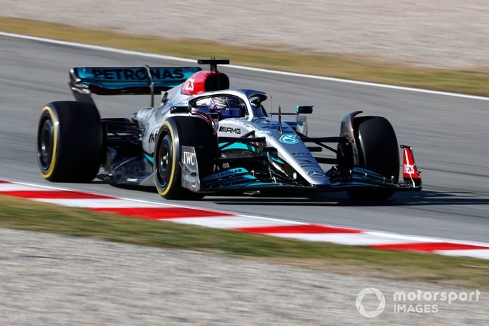 Lewis Hamilton, Mercedes W13