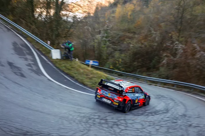 Thierry Neuville, Martijn Wydaeghe, Hyundai Motorsport Hyundai i20 Coupe WRC