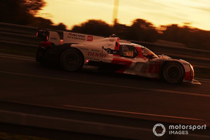 #7 Toyota Gazoo Racing Toyota GR010 - Hybrid Hypercar, Mike Conway, Kamui Kobayashi, José María López 