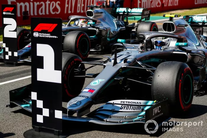 Valtteri Bottas, Mercedes AMG W10, Lewis Hamilton, Mercedes AMG F1 W10 
