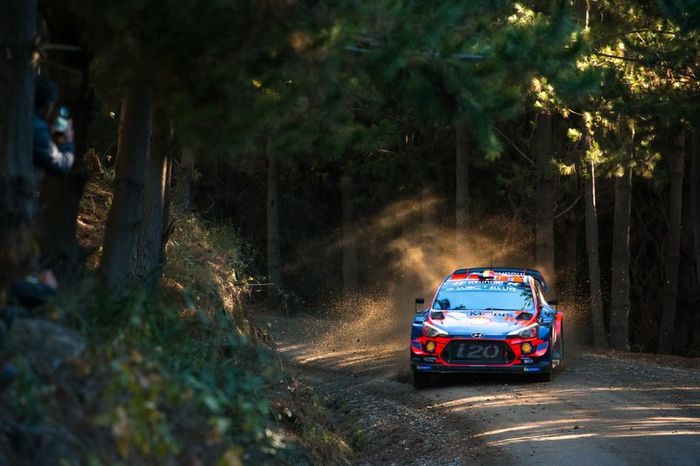 Thierry Neuville, Nicolas Gilsoul, Hyundai Motorsport Hyundai i20 Coupe WRC