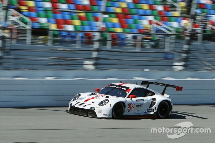 #912 Porsche GT Team Porsche 911 RSR: Earl Bamber, Laurens Vanthoor, Mathieu Jaminet