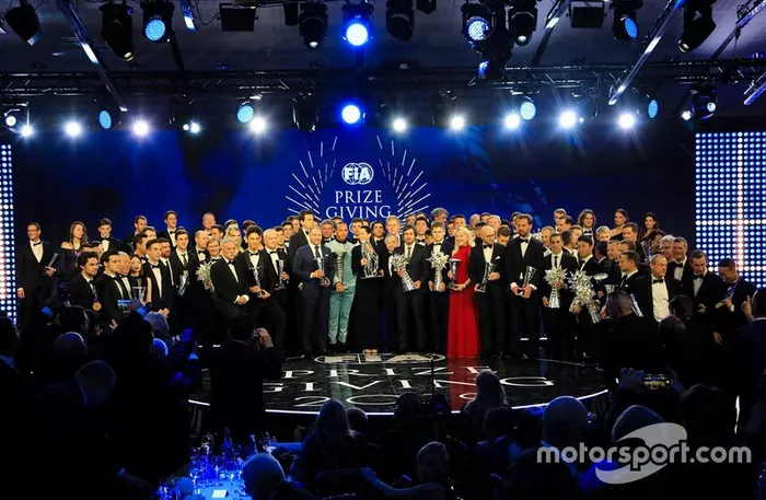 Foto de grupo de la Gala de la FIA 2019
