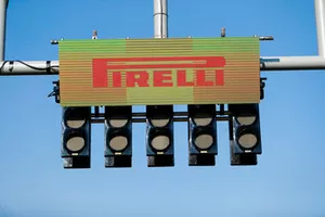 Pirelli logoları