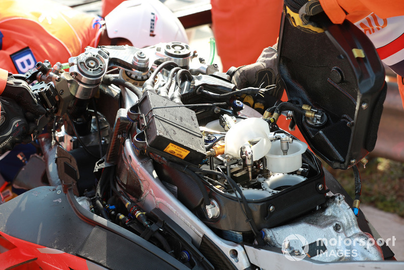 Moto de Jorge Lorenzo, Ducati Team tras la caída