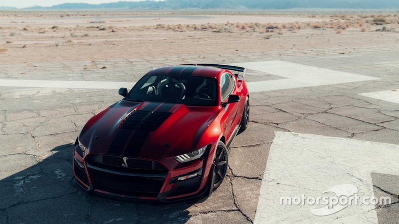 Ford Shelby GT500 2020 року