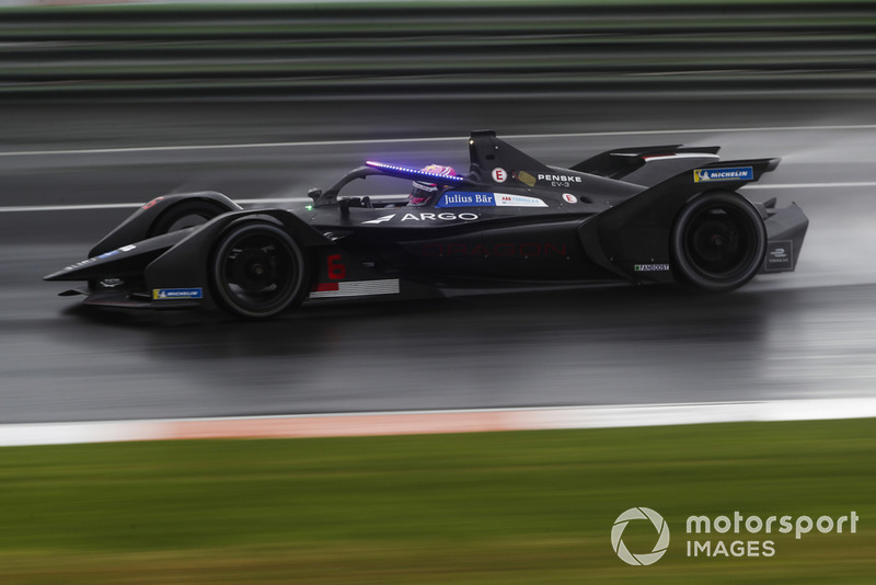 Maximilian Günther, Dragon Racing, Penske EV-3 con las nuevas luces LED del Halo