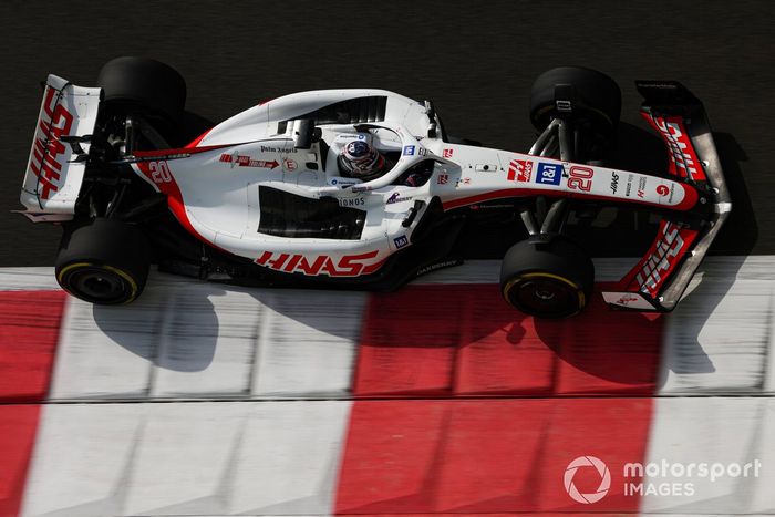 Kevin Magnussen, Haas VF-22