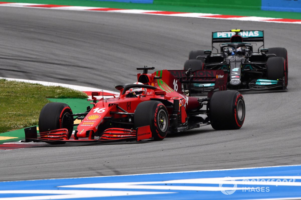 Charles Leclerc, Ferrari SF21, Valtteri Bottas, Mercedes W12