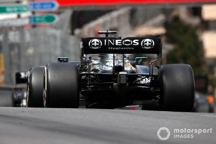 Lewis Hamilton, Mercedes W12  