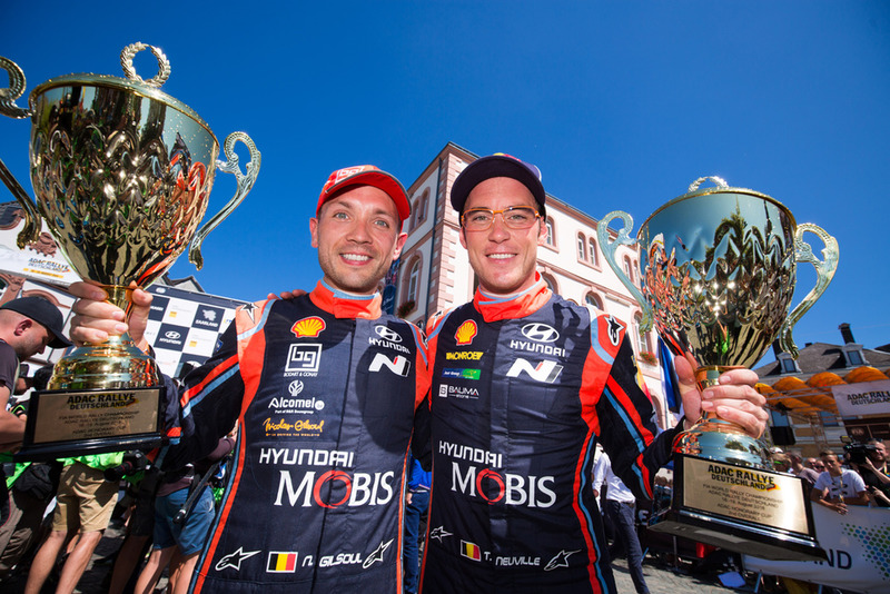 Second place Thierry Neuville, Nicolas Gilsoul, Hyundai i20 WRC, Hyundai Motorsport