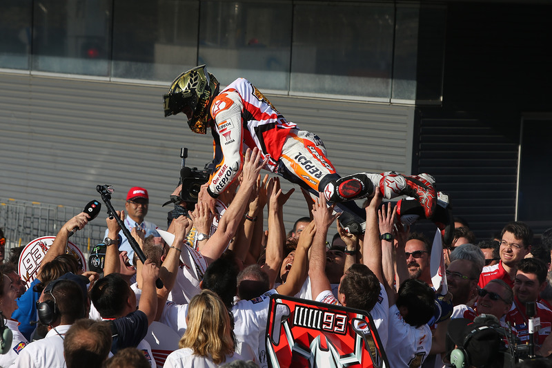 Márquez se proclamó campeón de 2016 en Japón