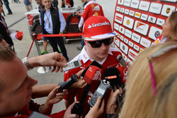 Кими Райкконен, Ferrari со СМИ