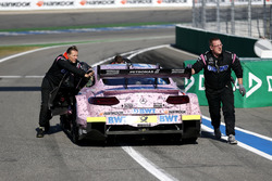 Edoardo Mortara, Mercedes-AMG Team HWA, Mercedes-AMG C63 DTM stoppt with a problem on the propeller