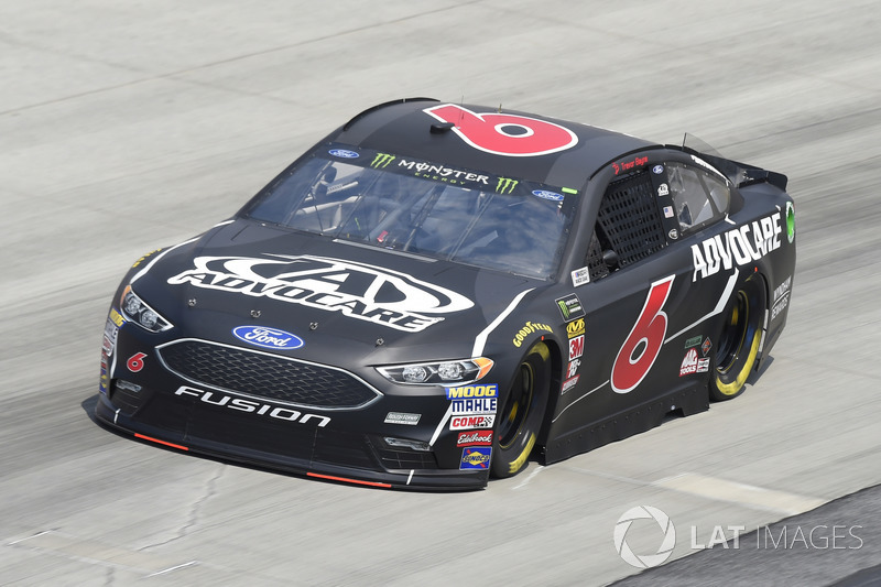 22. Trevor Bayne, Roush Fenway Racing, Ford Fusion AdvoCare