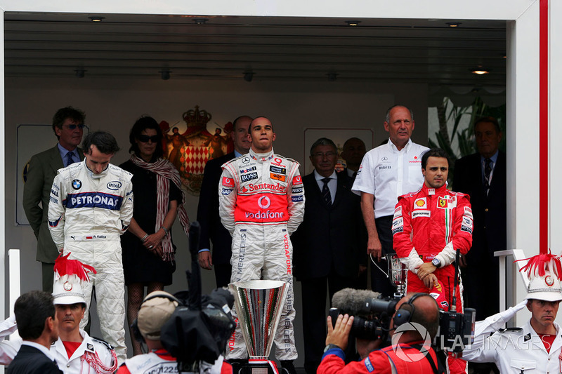 Podium : le vainqueur Lewis Hamilton, McLaren, le second Robert Kubica, BMW Sauber F1, le troisième Felipe Massa, Ferrari