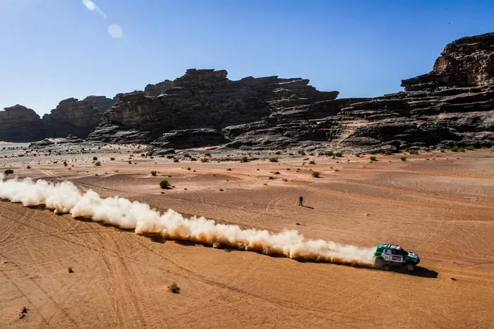 #324 X-Raid Mini: Yasir Seaidan, Kuzmich Alexy