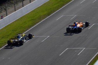 Daniel Ricciardo, Renault F1 Team R.S. 19, en Lando Norris, McLaren MCL34
