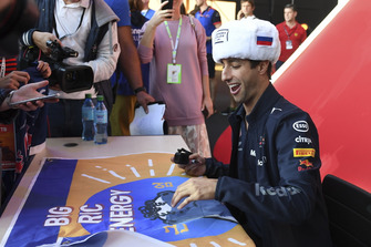 Daniel Ricciardo, Red Bull Racing signs an autograph for a fan