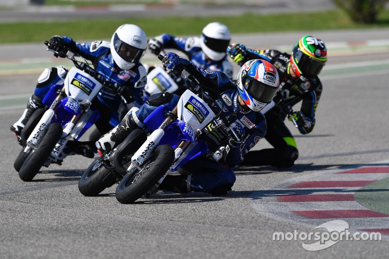 Faeroz beraksi di Misano bersama Nicolo Bulega