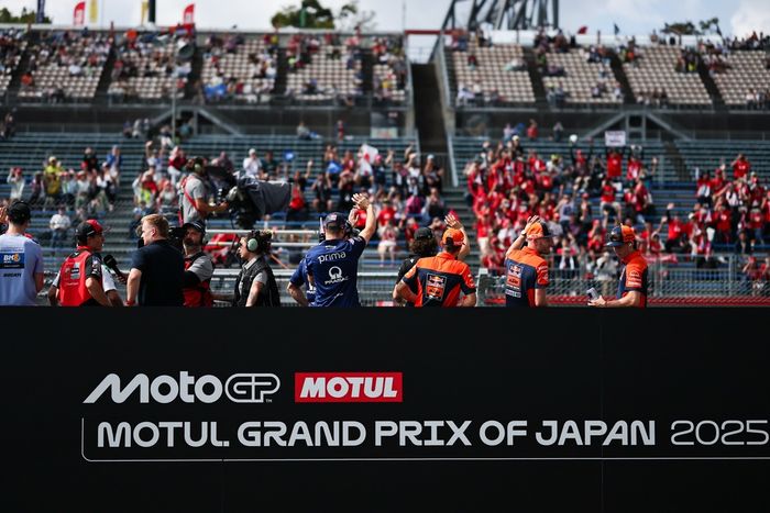  Rider Parade before the MotoGP of Japan race 