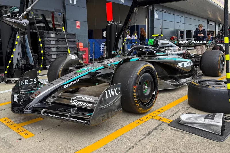 Détails techniques de la Mercedes W16
