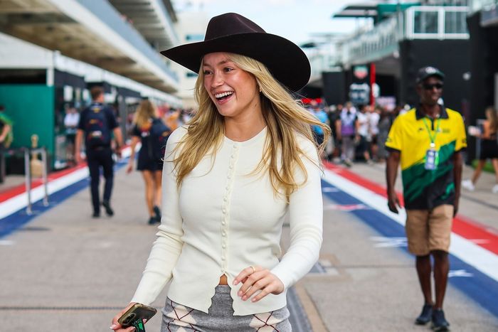 Lauren Fitzsimmons, girlfriend of Isack Hadjar, Racing Bulls