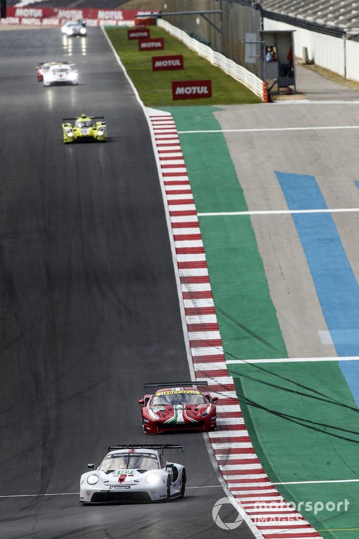 #92 Porsche GT Team Porsche 911 RSR - 19: Kevin Estre, Neel Jani, Michael Christensen 