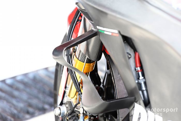 Detalle de la moto de Ducati Team