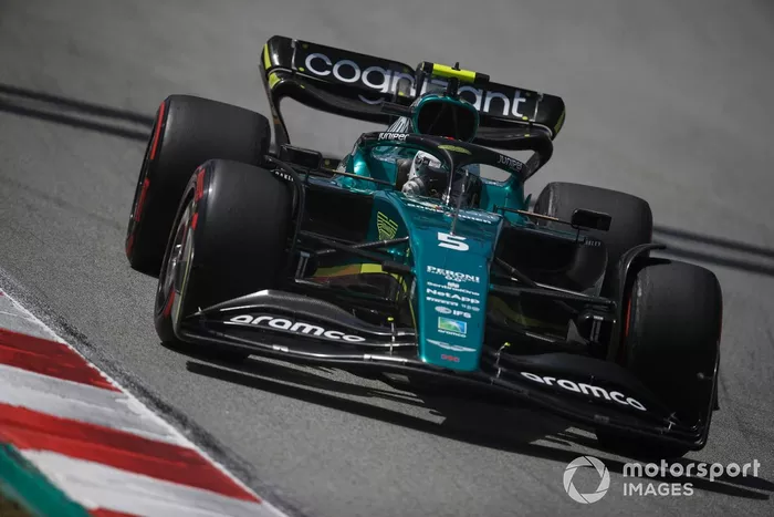Sebastian Vettel, Aston Martin AMR22 