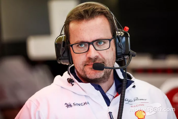 Julien Simon-Chautemps,  Ingegnere di pista di Kimi Räikkönen, Alfa Romeo