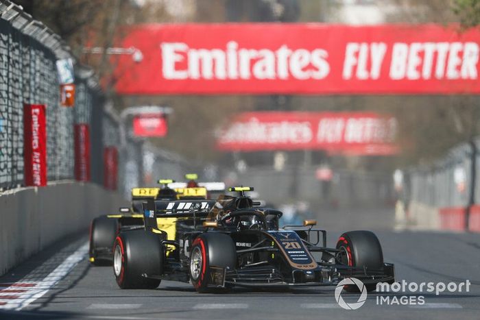 Kevin Magnussen, Haas F1 Team VF-19, Nico Hulkenberg, Renault R.S. 19